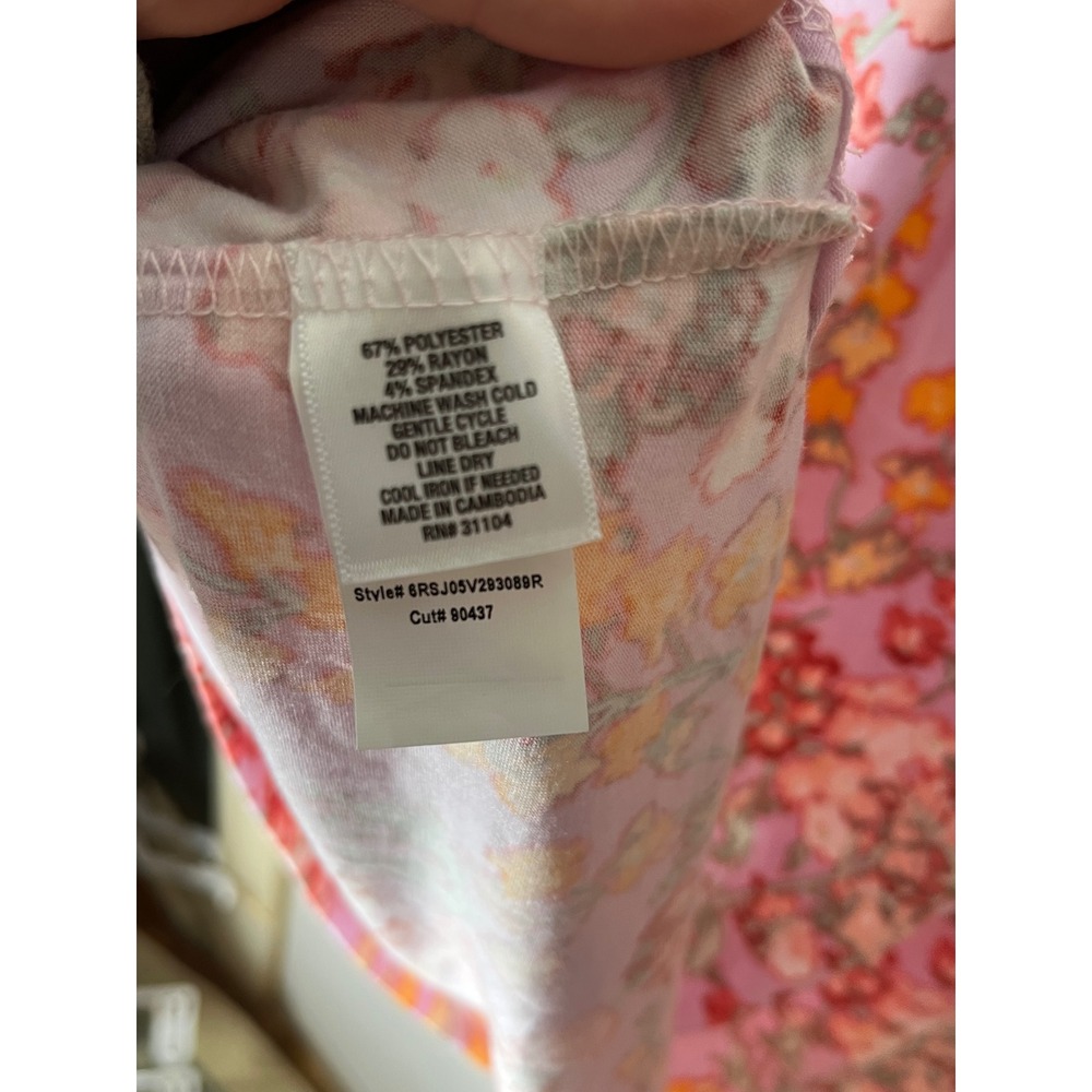 Kim Rogers Plus Size 1X Pink‎ Floral V-Neck 3/4 Sleeve Top Shirt - Picture 6 of 6